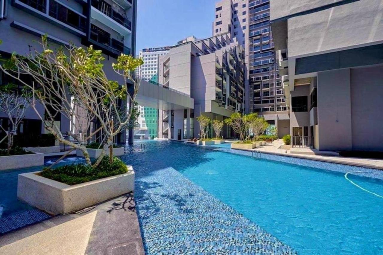 Imperio.Res - Near To Jonker & Mall - Pool View Malacca Eksteriør billede