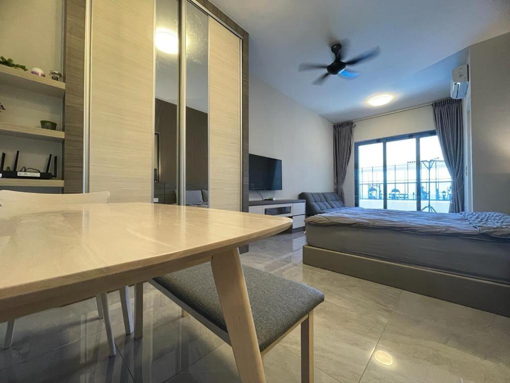 Imperio.Res - Near To Jonker & Mall - Pool View Malacca Eksteriør billede